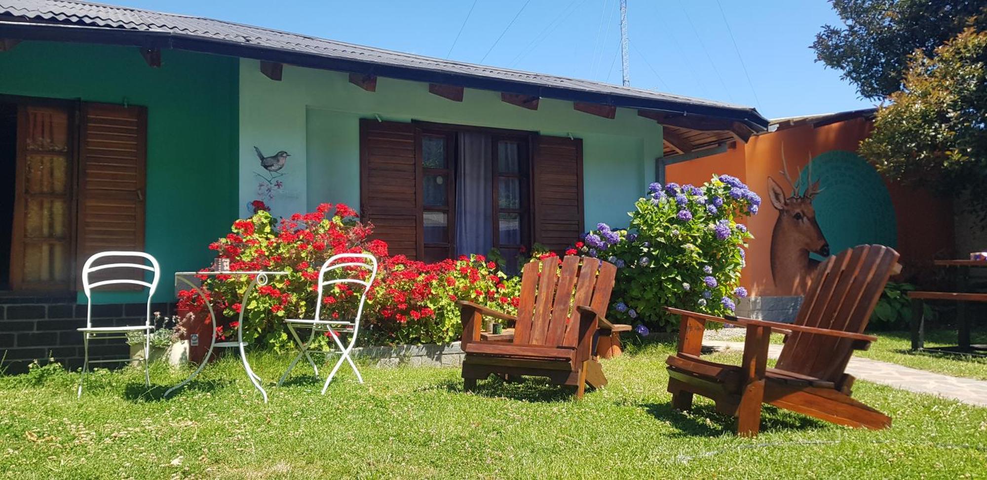 La Estacion Hostel Lago Puelo Exterior photo